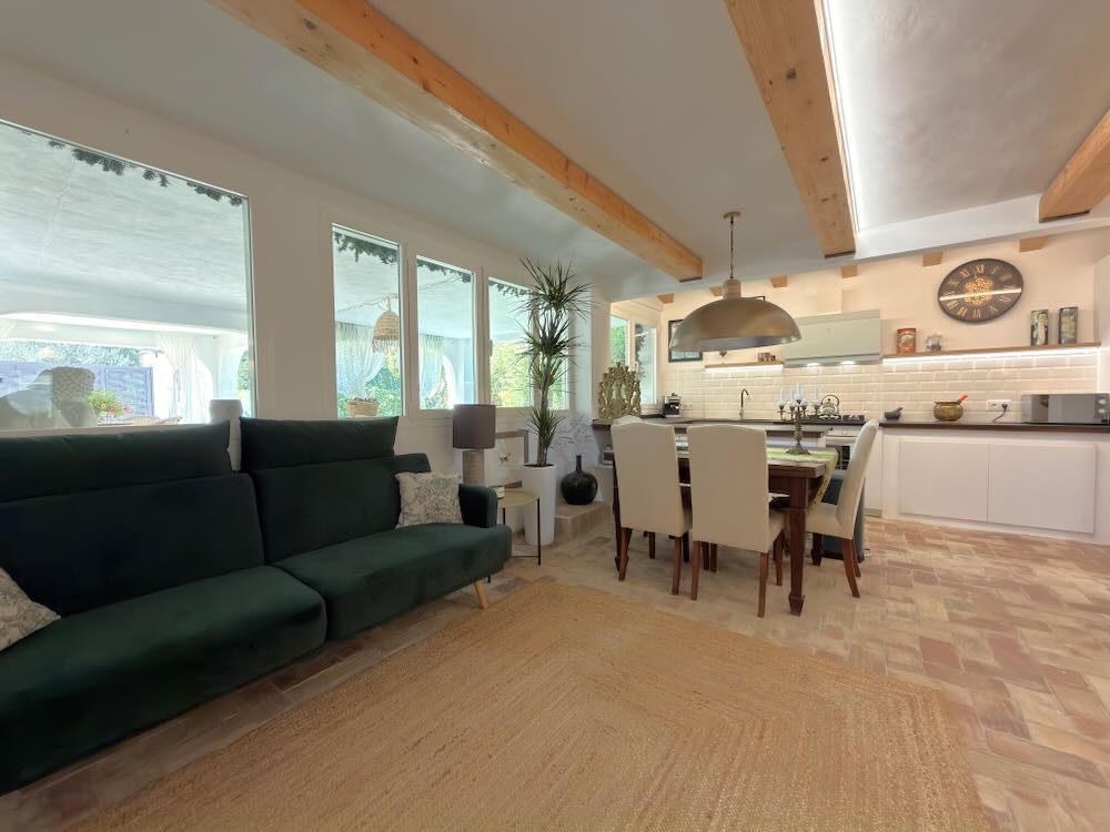 Property 2504 - Image 50